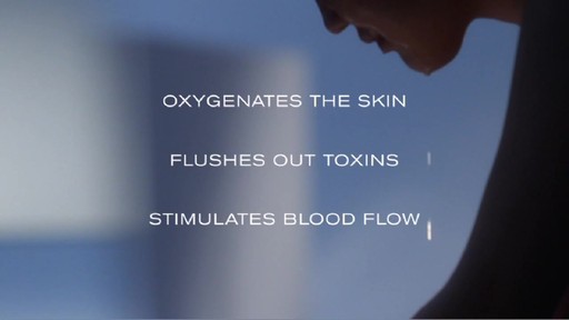Erno Laszlo Ritual | Step 1: Cleanse - image 6 from the video