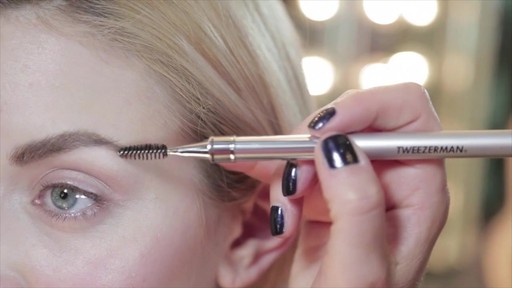 Get a Wow Brow by Tweezerman - image 3 from the video