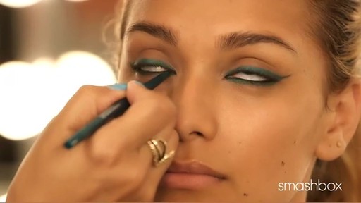 3 Awesome Eyeliner Looks From Smashbox - image 5 from the video