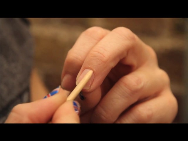 Nail Rock: Nail Wrap Application Tutorial - image 2 from the video