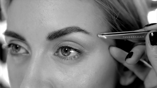 Bold, beautiful brows with Tweezerman tools - image 5 from the video
