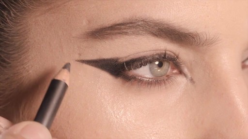 NARS Artistry Sessions : NARS Eyeliner Stylo Kristen Look - image 7 from the video