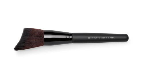 Brush Restage: bareMinerals Soft Curve Face & Cheek Brush - image 1 from the video