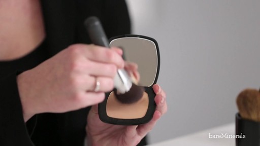 bareMinerals READY SPF 20 Foundation: Full Coverage Application Technique - image 4 from the video