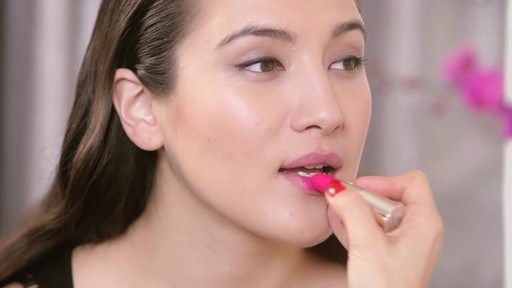 Fall 2013 Trends: Matte Lipstick - image 3 from the video