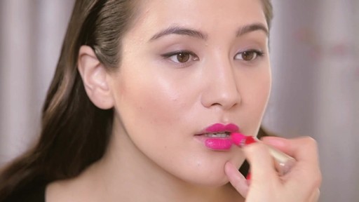 Fall 2013 Trends: Matte Lipstick - image 4 from the video