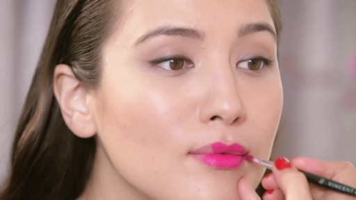 Fall 2013 Trends: Matte Lipstick - image 5 from the video