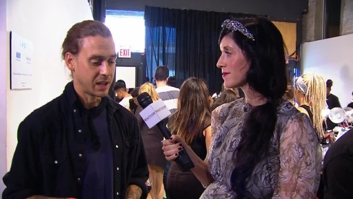 Beauty.com: Backstage at HONOR Spring 2014 - image 3 from the video