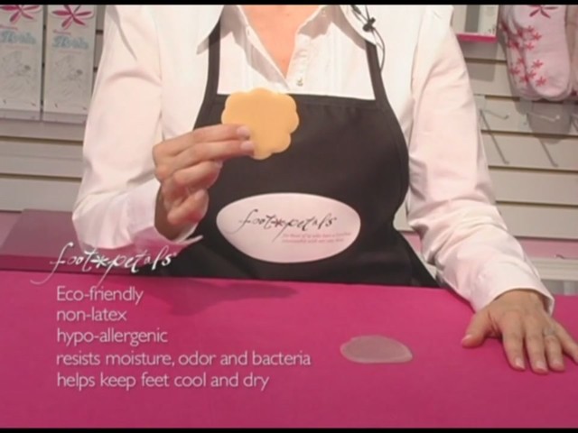 Foot Petals vs. Gel - image 5 from the video