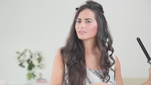 amika: loose curls with 19mm curling wand - image 5 from the video