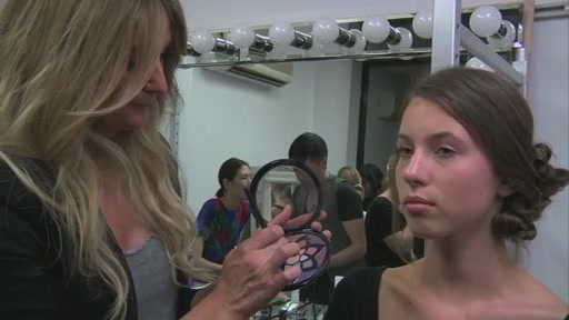 Makeup Backstage at Alice and Olivia (Spring 2012) - image 2 from the video