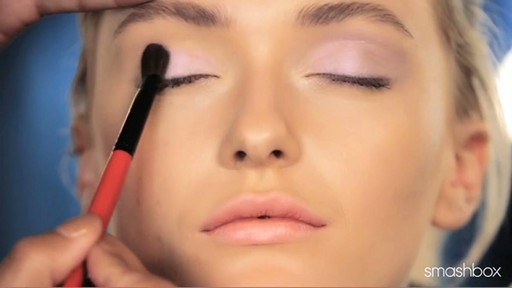 Smashbox Be Discovered Spring 2012 - Get The Look: Pastel Eyes - image 5 from the video