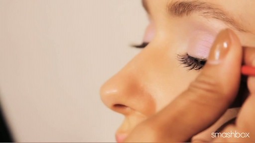 Smashbox Be Discovered Spring 2012 - Get The Look: Pastel Eyes - image 7 from the video