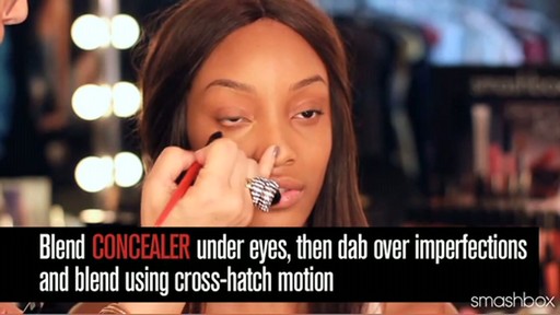 Smashbox Complexion Perfection Kit: Dark - image 6 from the video
