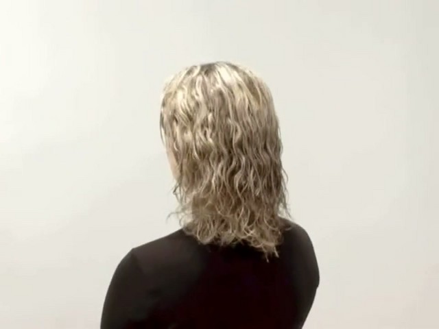 ALTERNA CAVIAR WHITE TRUFFLE HAIR ELIXIR  - image 6 from the video
