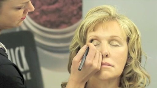 Susan Posnick How-To Makeover with Kate Conkey - image 5 from the video