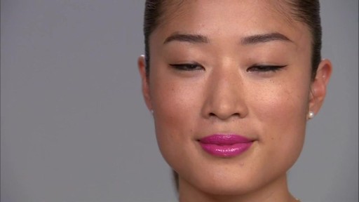 Romy's Tips: Bright Lips - image 9 from the video