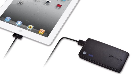  Targus - Backup Battery 4800 mAh for iPad Tablet   - image 6 from the video