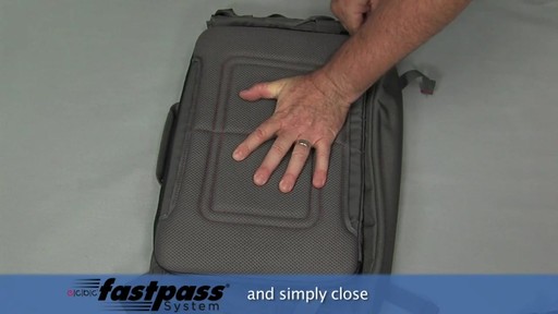 ecbc Trident Messenger - eBags.com - image 10 from the video