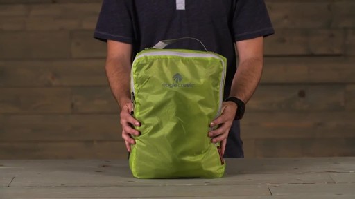 Eagle Creek Pack-It Specter Full Cube Set - image 4 from the video