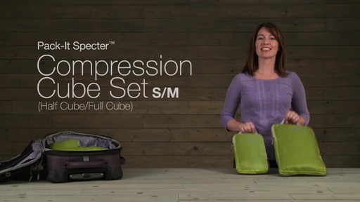 Eagle Creek Pack-It Specter 2-Piece Compression Cube Set - image 1 from the video