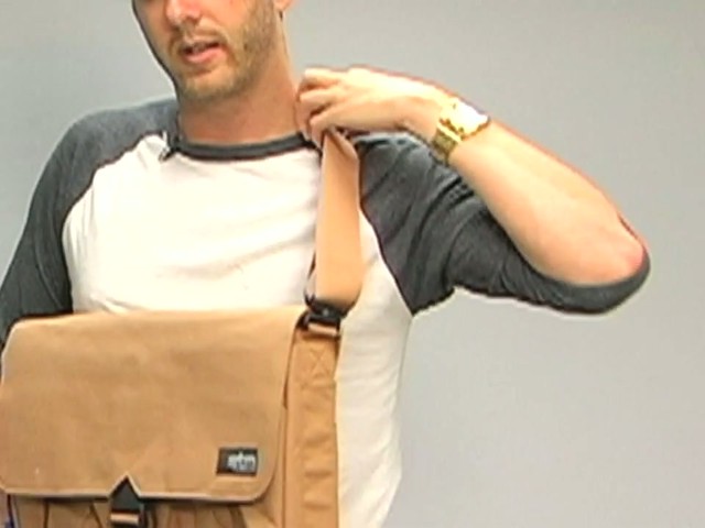 STM Bags Scout - image 5 from the video
