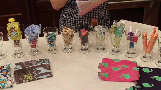 Itzy Ritzy Snack Happens Reusable Bags - image 8 from the video