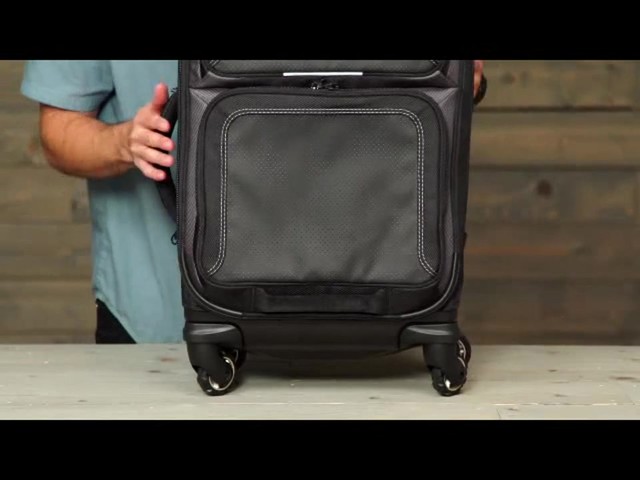 Eagle Creek Flyte AWD Spinner Collection - eBags.com - image 4 from the video