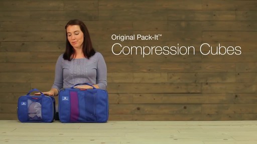 Eagle Creek Pack-It Original 2-Piece Compression Cube Set - image 1 from the video