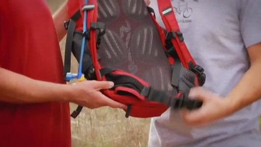 CamelBak HawgNV - image 4 from the video