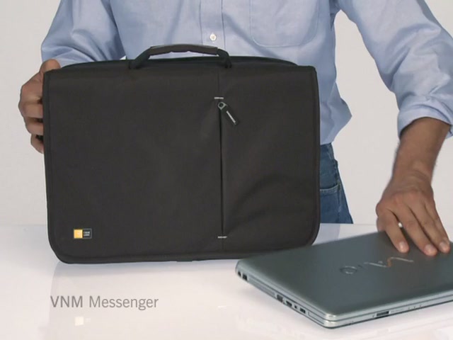 Case Logic Laptop Case  - image 7 from the video