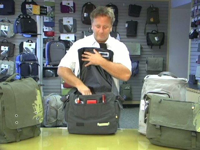 Case Logic Campus Canvas Bags - image 7 from the video