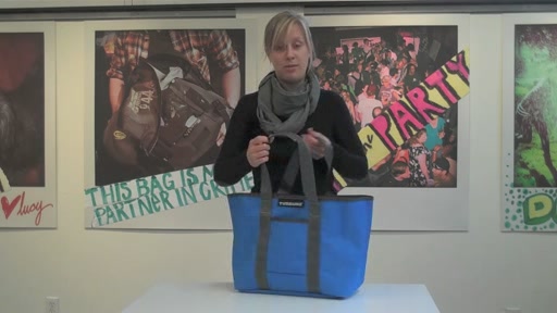 Timbuk2 Anna Reversible Tote Product Demo - image 5 from the video