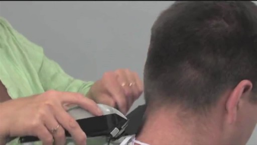 Wahl Clip 'N Trim Haircutting Kit - image 3 from the video