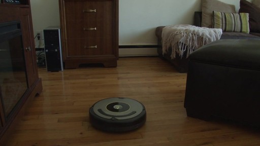 iRobot Roomba 630 Vacuum with Marie-Eve - TESTED Testimonial - image 5 from the video