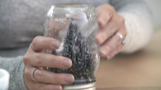 How to make a mason jar snow globe - image 8 from the video