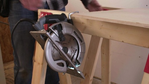 MAXIMUM 15A Circular Saw with E-Brake - image 5 from the video