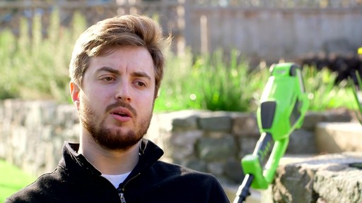 Leighton's Review of the Greenworks 40V Trimmer and Brush Cutter  - image 3 from the video