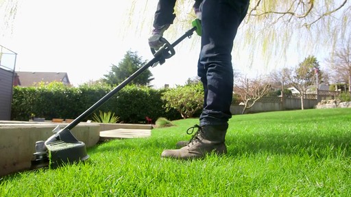 Leighton's Review of the Greenworks 40V Trimmer and Brush Cutter  - image 7 from the video