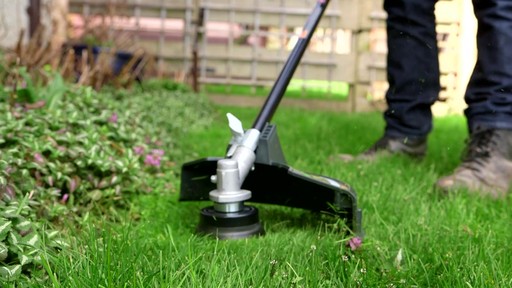 Leighton's Review of the Greenworks 40V Trimmer and Brush Cutter  - image 8 from the video