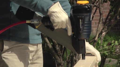 Air Nailers Buying Guide - image 4 from the video