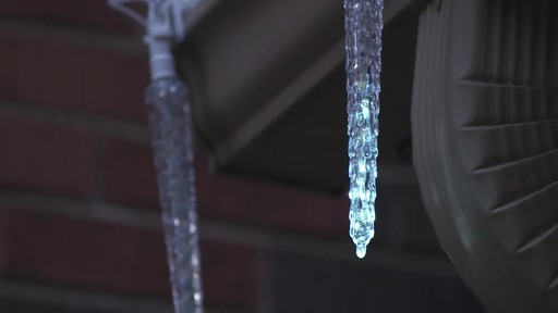 NOMA Quick-Clip Cascading LED Icicles - image 6 from the video