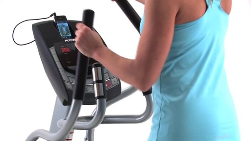 Horizon CE5.2 Elliptical Trainer - image 6 from the video