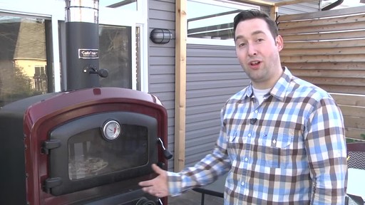 Cuisinart Gourmet Outdoor Oven - Jonathan's Testimonial - image 4 from the video