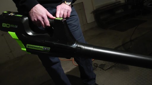 Greenworks 80V Leaf Blower - Tony's Testimonial - image 6 from the video