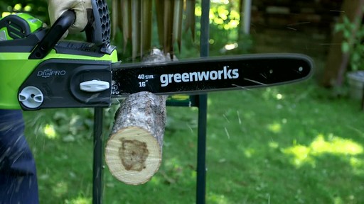 Greenworks 40V Cordless Chainsaw - Testimonial - image 6 from the video