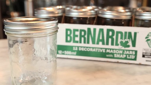 Bernardin Decorative Mason Jar 500 ml Wide Mouth - image 4 from the video