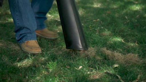 GreenWorks 40V LithiumIon Brushless Cordless Leaf Blower Vac - image 8 from the video