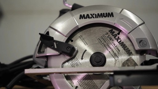 MAXIMUM 15A Circular Saw with E-Brake - Francis' Testimonial - image 3 from the video