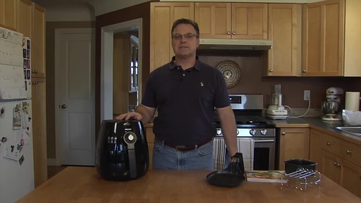 Philips Airfryer - Patrick's Testimonial - image 10 from the video